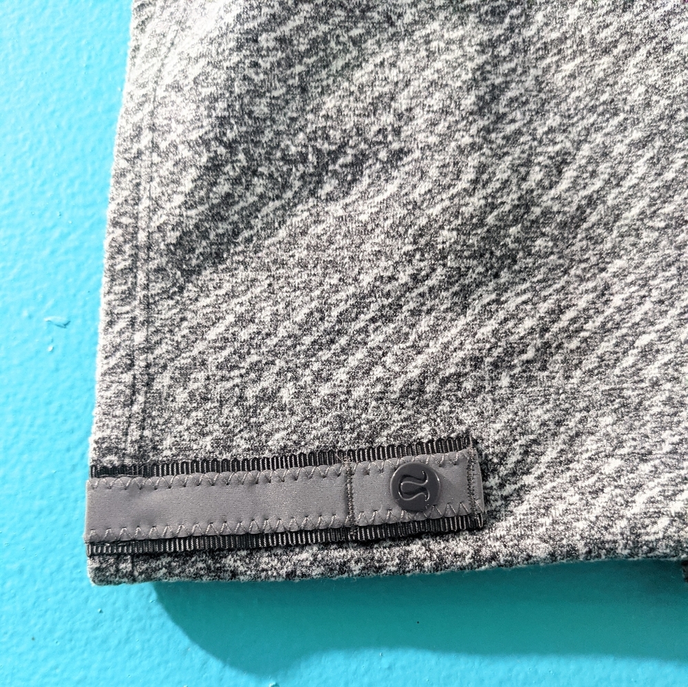 Lululemon Vinyasa scarf - Picture 6 of 10